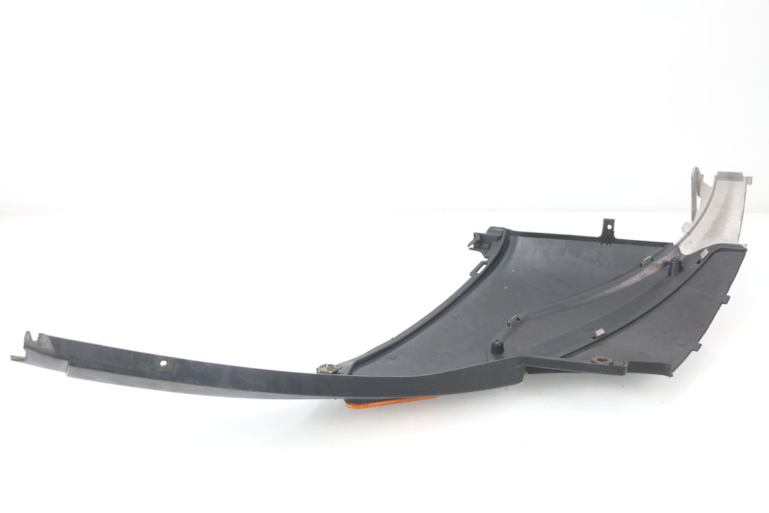 photo de CACHE SOUS SELLE GAUCHE PIAGGIO NRG 50 (2004 - 2017)