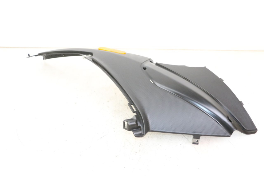 photo de CACHE SOUS SELLE GAUCHE PIAGGIO NRG POWER PUREJET 50 (2018 - 2021)