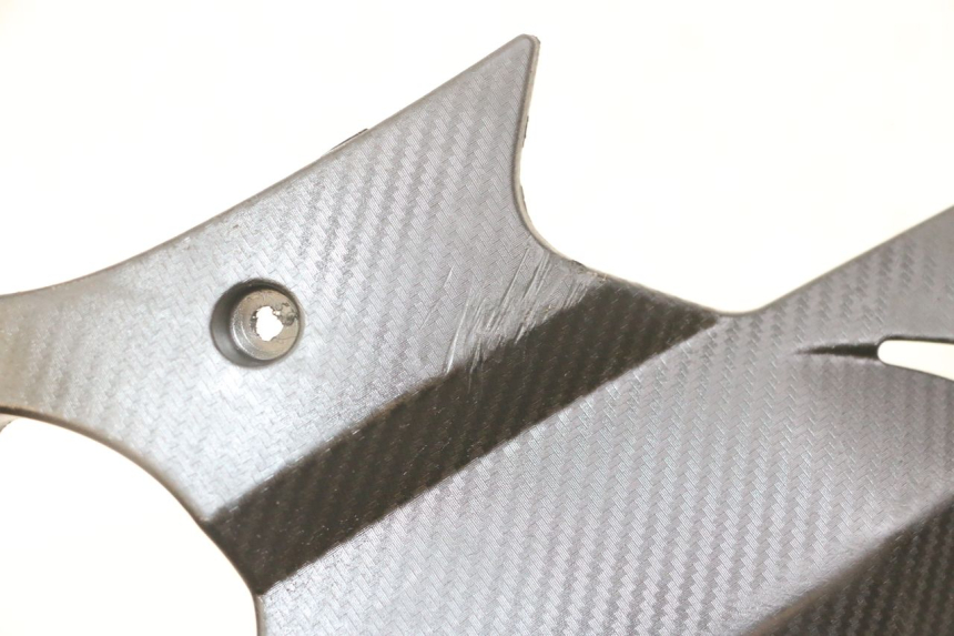 photo de CACHE SOUS SELLE GAUCHE GILERA RUNNER SL 50 (2006 - 2009)