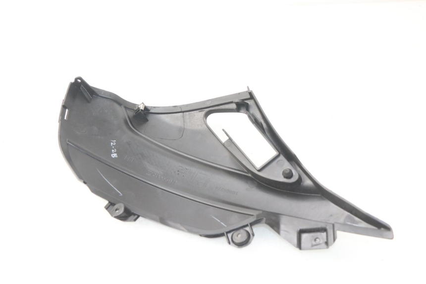 photo de CACHE SOUS SELLE GAUCHE APRILIA SR 2T 50 (2018 - 2022)