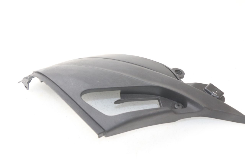 photo de CACHE SOUS SELLE GAUCHE APRILIA SR 2T 50 (2018 - 2022)