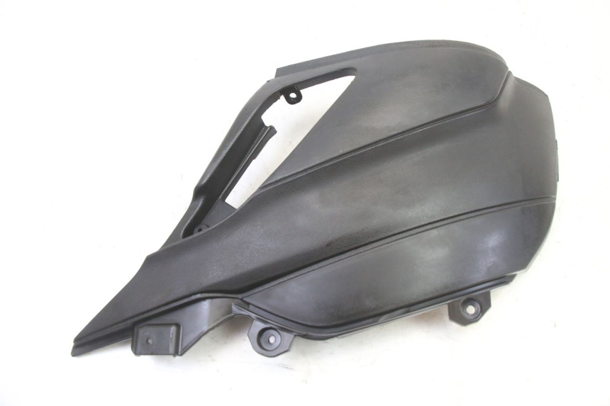photo de CACHE SOUS SELLE GAUCHE APRILIA SR 2T 50 (2018 - 2022)