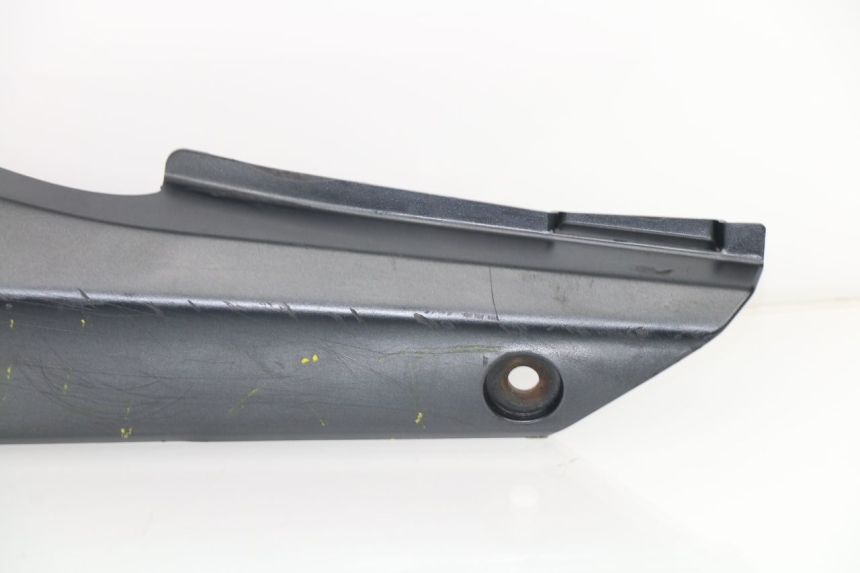 photo de CACHE SOUS SELLE GAUCHE SUZUKI GSF N BANDIT 1250 (2007 - 2010)