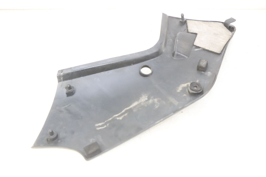 photo de CACHE SOUS SELLE GAUCHE SUZUKI GSX-F GSX  F 1100 (1988 - 1994)