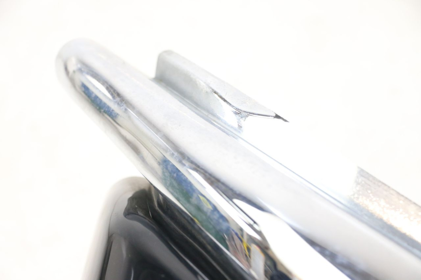 photo de CACHE SOUS SELLE GAUCHE SUZUKI VL INTRUDER 125 (2004 - 2007)