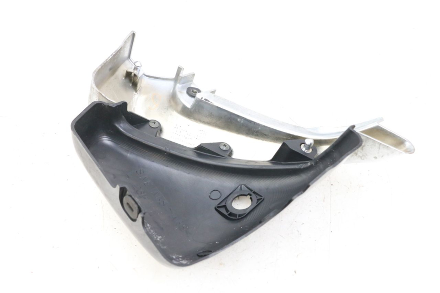 photo de CACHE SOUS SELLE GAUCHE SUZUKI VL INTRUDER 125 (2004 - 2007)