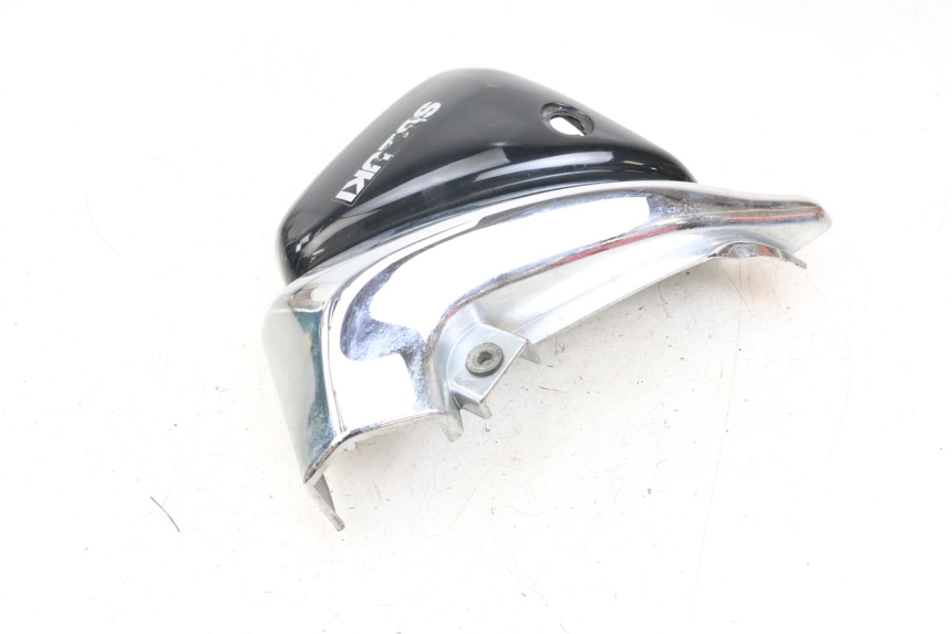 photo de CACHE SOUS SELLE GAUCHE SUZUKI VL INTRUDER 125 (2004 - 2007)