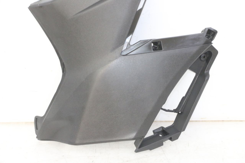 photo de CACHE SOUS SELLE GAUCHE APRILIA SXR 50 (2021 - 2023)