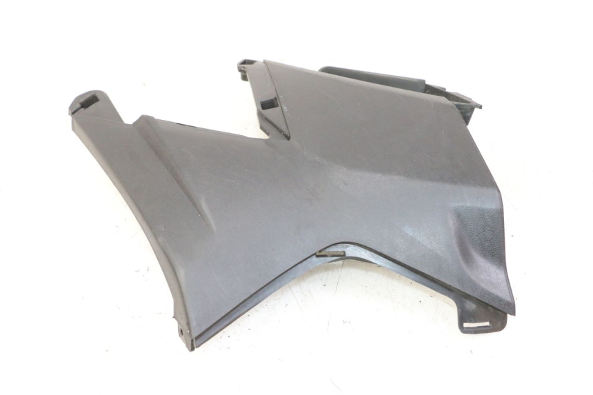 photo de CACHE SOUS SELLE GAUCHE APRILIA SXR 50 (2021 - 2023)