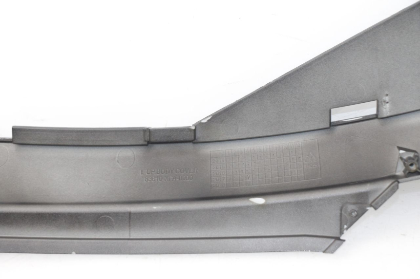 photo de CACHE SOUS SELLE GAUCHE SYM FIDDLE 3 III 125 (2014 - 2020)