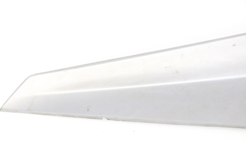photo de CACHE SOUS SELLE GAUCHE SYM GTS EFI ABS 125 (2012 - 2016)