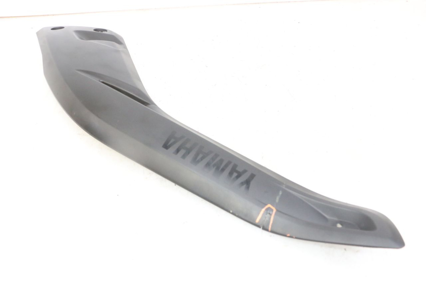 photo de CACHE SOUS SELLE GAUCHE YAMAHA X-MAX XMAX 125 (2010 - 2014)