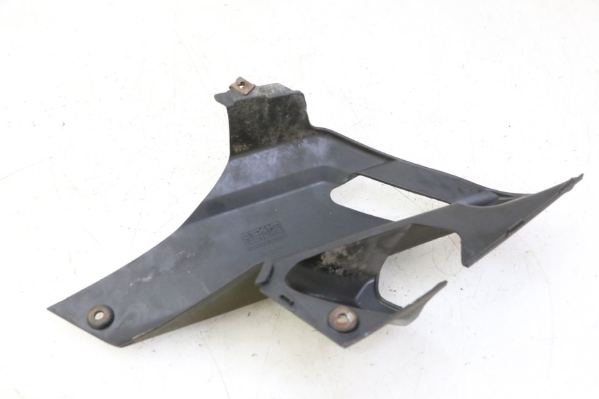 photo de CACHE SOUS SELLE GAUCHE YAMAHA X-MAX XMAX 250 (2006 - 2009)