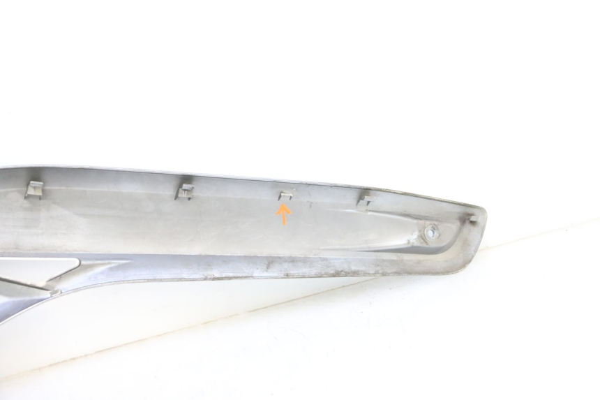 photo de CACHE SOUS SELLE GAUCHE YAMAHA X-MAX XMAX 125 (2010 - 2013) - Pièce contrôlée