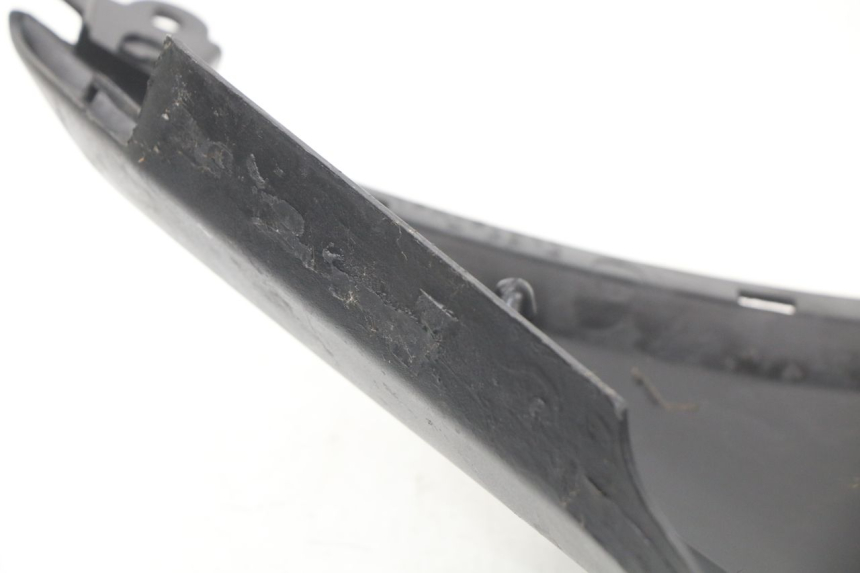 photo de CACHE SOUS SELLE GAUCHE YAMAHA AEROX NAKED 2T 50 (2013 - 2017)