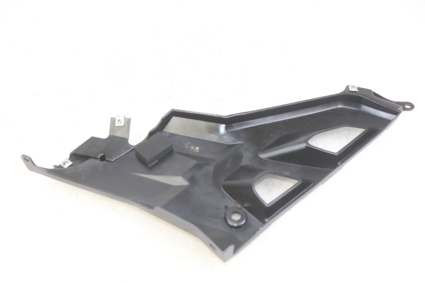 photo de CACHE SOUS SELLE GAUCHE YAMAHA MT ABS 125 (2014 - 2018)
