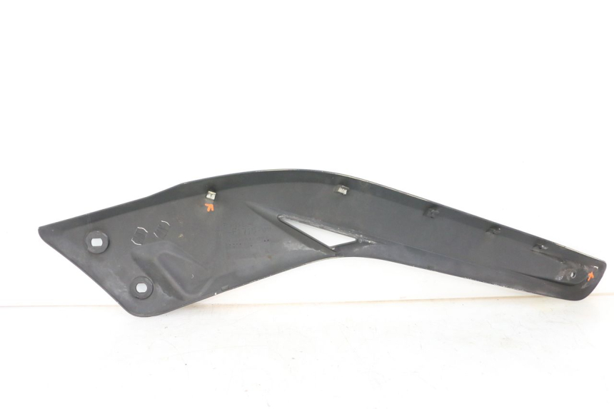 photo de CACHE SOUS SELLE GAUCHE YAMAHA X-MAX XMAX ABS 250 (2010 - 2014)