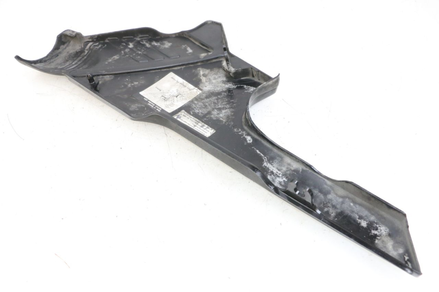 photo de CACHE SOUS SELLE GAUCHE YAMAHA XJ F 900 (1983 - 1994)