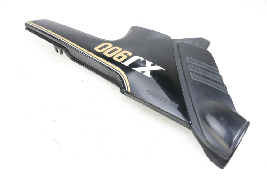 photo de CACHE SOUS SELLE GAUCHE YAMAHA XJ F 900 (1983 - 1994)
