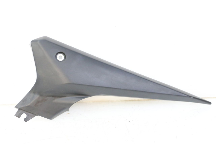 photo de CACHE SOUS SELLE GAUCHE YAMAHA XJ6 ABS 600 (2008 - 2016)
