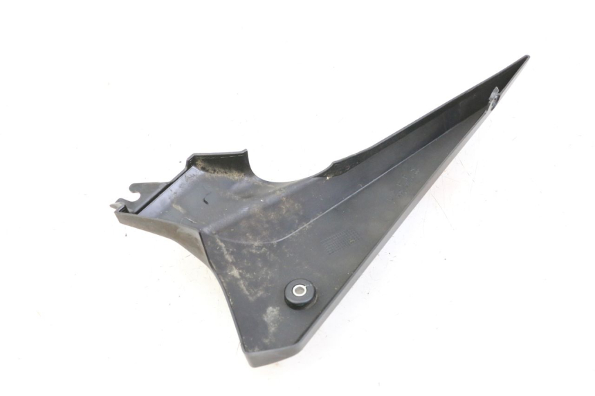 photo de CACHE SOUS SELLE GAUCHE YAMAHA XJ6 ABS 600 (2008 - 2016)