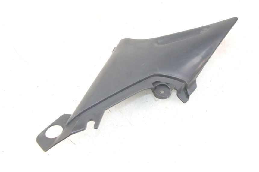 photo de CACHE SOUS SELLE GAUCHE YAMAHA XJN DIVERSION 600 (2000 - 2003)