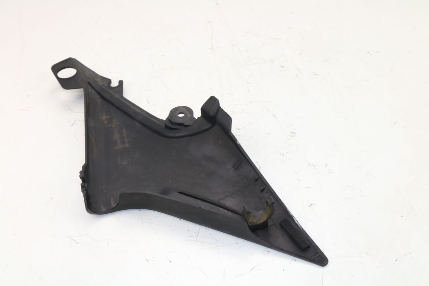 photo de CACHE SOUS SELLE GAUCHE YAMAHA XJN DIVERSION 600 (2000 - 2003)