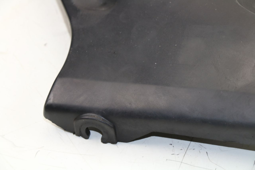 photo de CACHE SOUS SELLE GAUCHE YAMAHA XJN DIVERSION 600 (2000 - 2003)