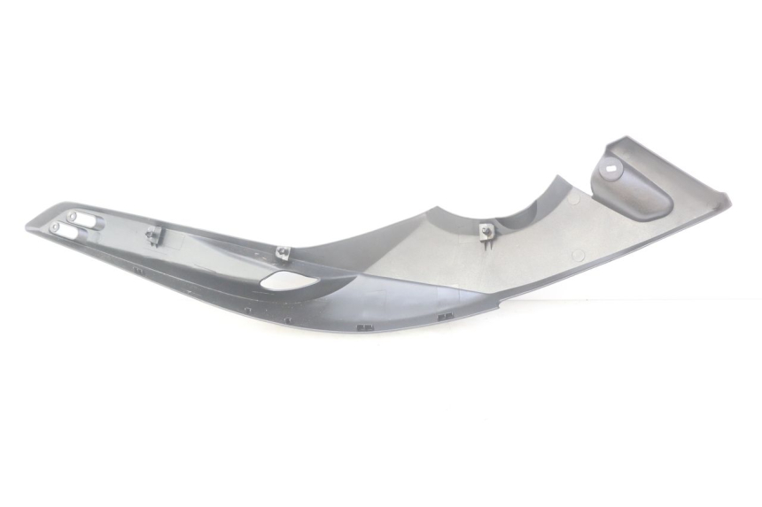 photo de CACHE SOUS SELLE GAUCHE YAMAHA XP T-MAX TMAX ABS 500 (2004 - 2007)