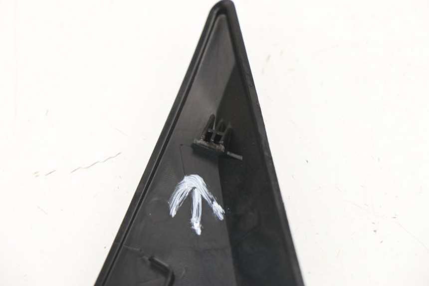 photo de CACHE SOUS SELLE GAUCHE YAMAHA YZF R1M R1 M 1000 (2015 - 2020)