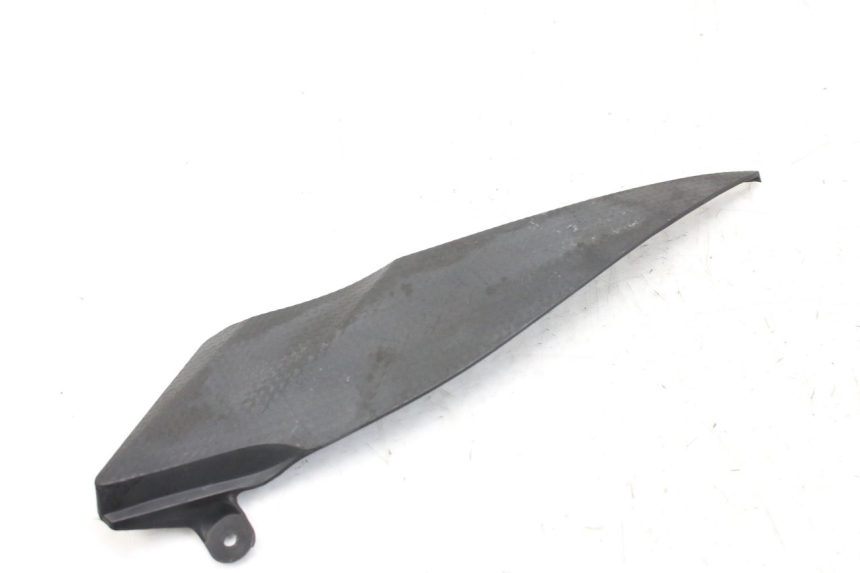 photo de CACHE SOUS SELLE GAUCHE YAMAHA YZF R1 1000 (2007 - 2008)