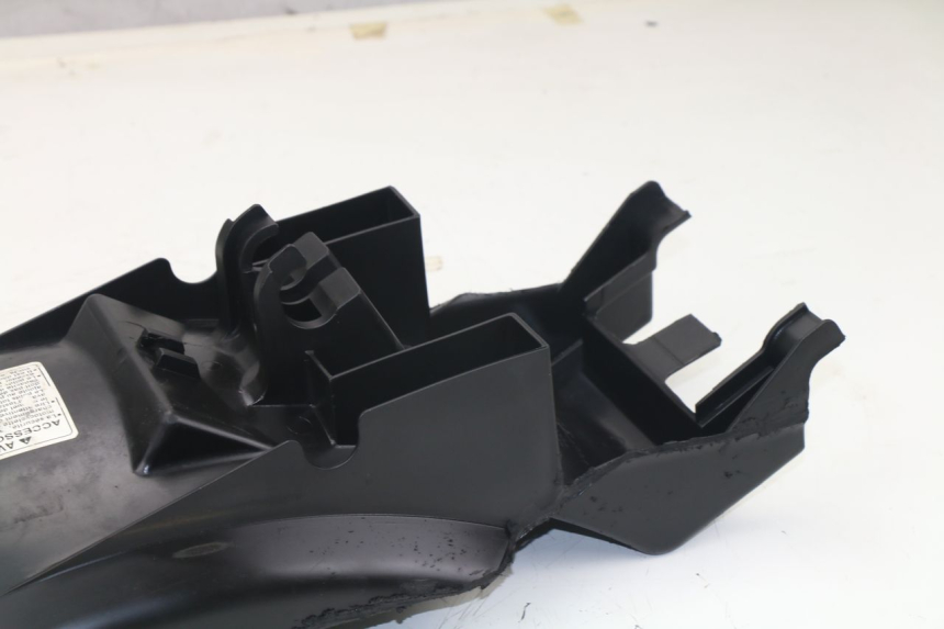 photo de CACHE SOUS SELLE HONDA CBF N 600 (2004 - 2007)