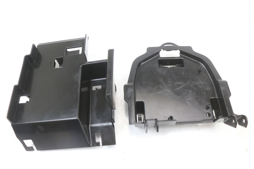 photo de CACHE SOUS SELLE KAWASAKI NINJA 400 (2018 - 2023)