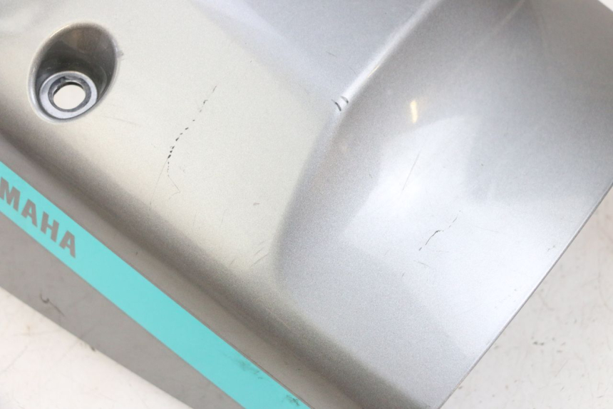 photo de CACHE SOUS SELLE YAMAHA NEO'S CORE 1 (2022 - 2026) - Gros plan technique