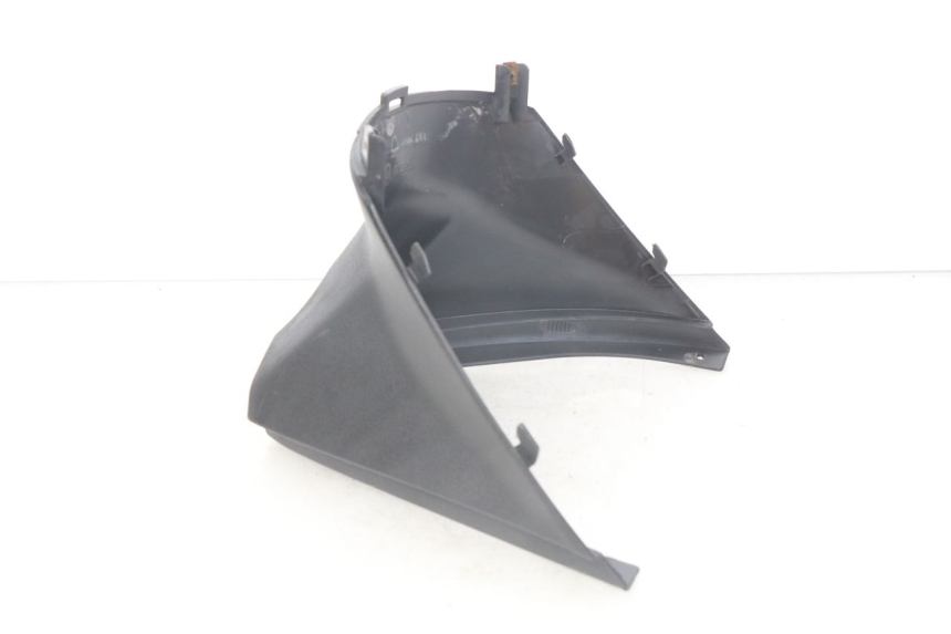 photo de CACHE SOUS SELLE PIAGGIO FLY 125 (2005 - 2012)