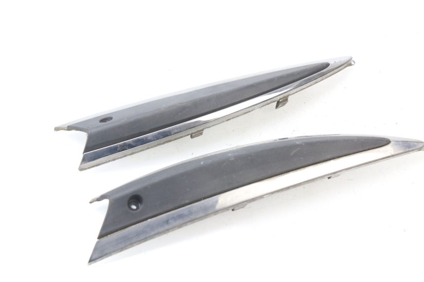 photo de CACHE SOUS SELLE PIAGGIO LIBERTY 125 (2009 - 2013)
