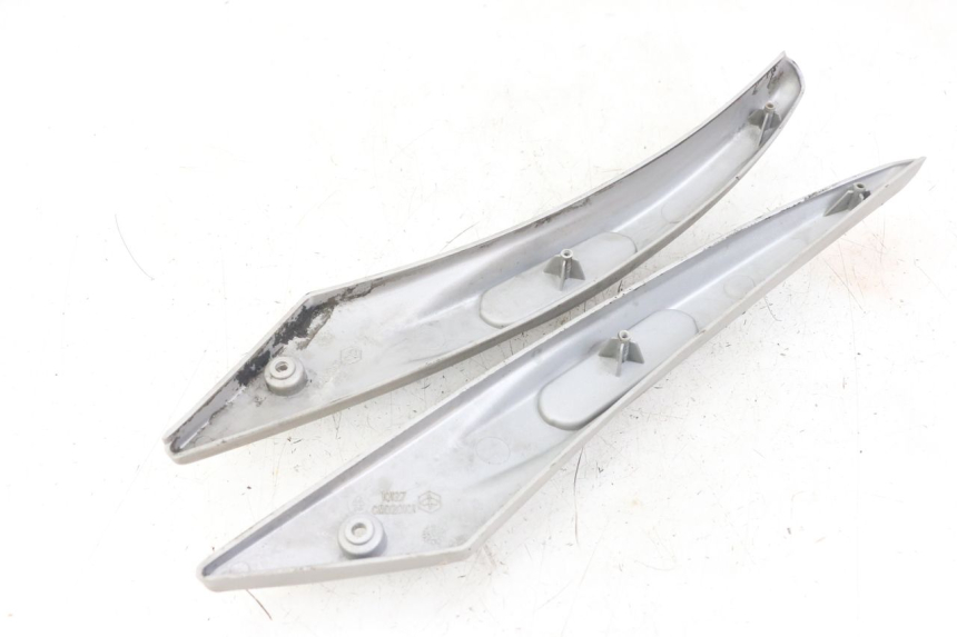 photo de CACHE SOUS SELLE PIAGGIO LIBERTY 125 (2009 - 2013)