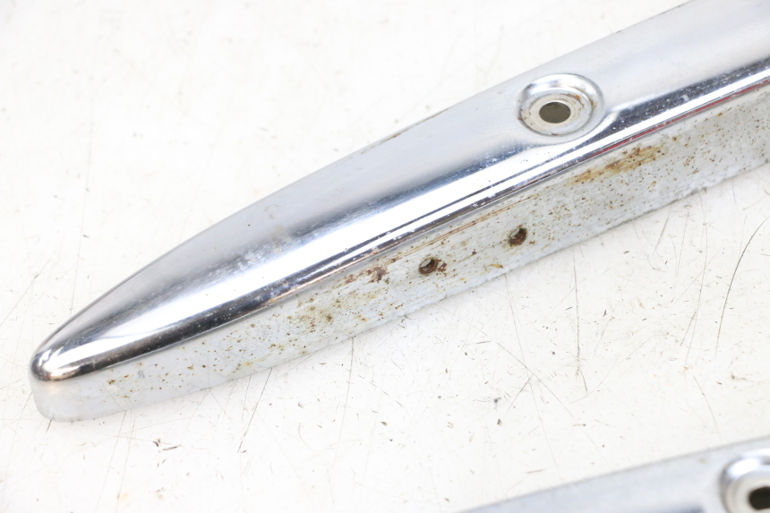 photo de CACHE SOUS SELLE SUZUKI GZ MARAUDER 125 (1998 - 2004)
