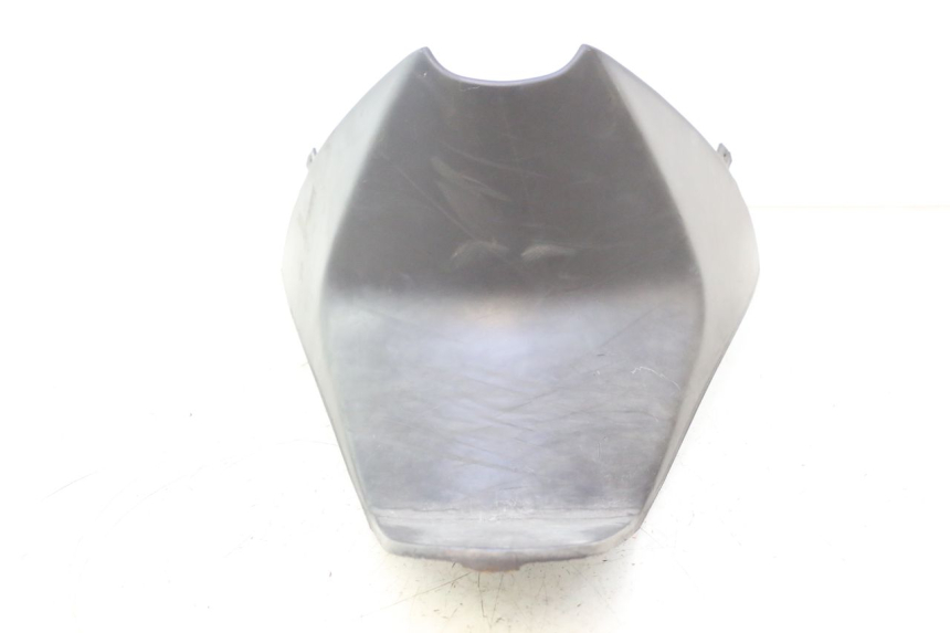 photo de CACHE SOUS SELLE PEUGEOT VIVACITY 50 (1998 - 2003) - Points de fixation