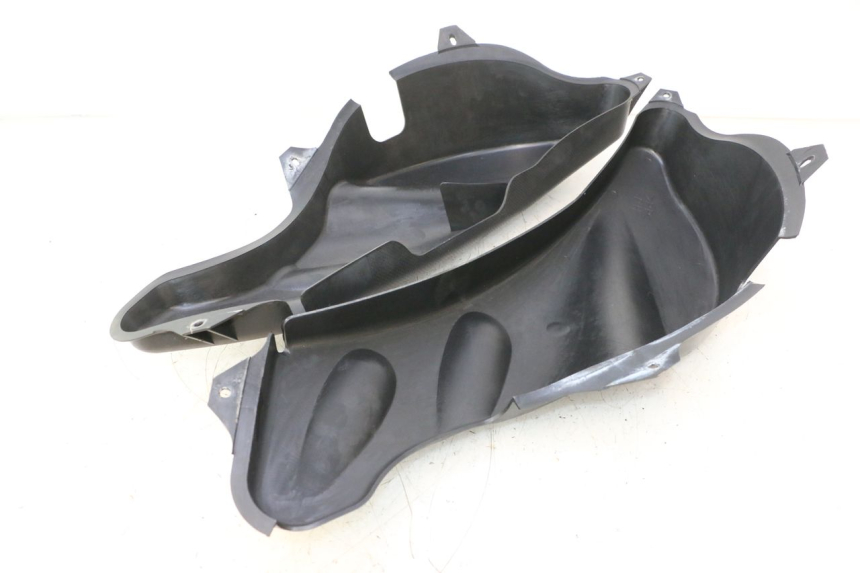 photo de CACHE SOUS SELLE YAMAHA WAVE RUNNER GP R 1200 (2000 - 2003) - Zoom état d’usage