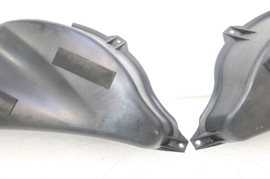 photo de CACHE SOUS SELLE YAMAHA WAVE RUNNER GP R 1200 (2000 - 2003) - Points de fixation