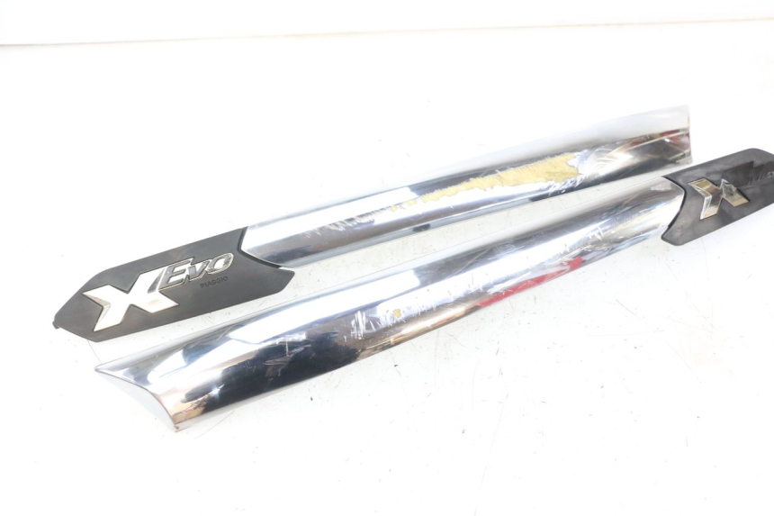 photo de CACHE SOUS SELLE PIAGGIO XEVO - X EVO 125 (2007 - 2016) - Marquages et références