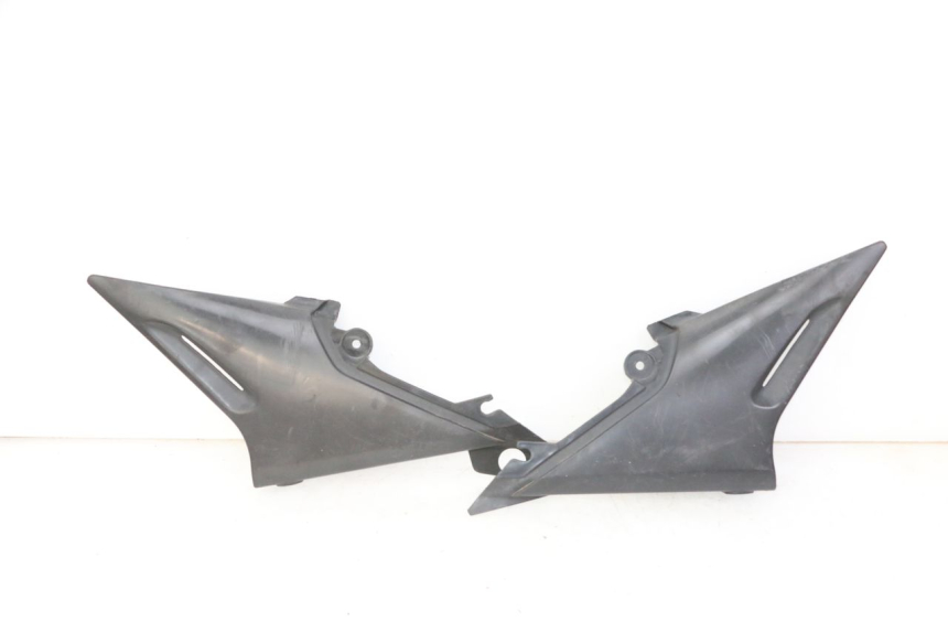 photo de CACHE SOUS SELLE YAMAHA XJN DIVERSION 600 (2000 - 2003)