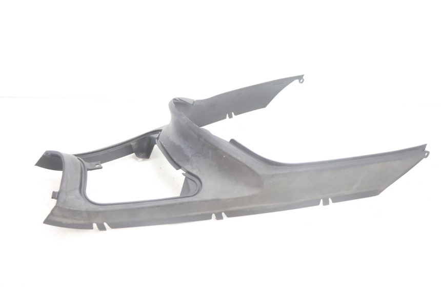 photo de CACHE SOUS SELLE YAMAHA YP MAJESTY 125 (2002 - 2006) - Autre angle de vue