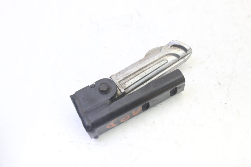 photo de CALE PIED ARRIERE DROIT QUADRO 4 4D 350 (2015 - 2018)