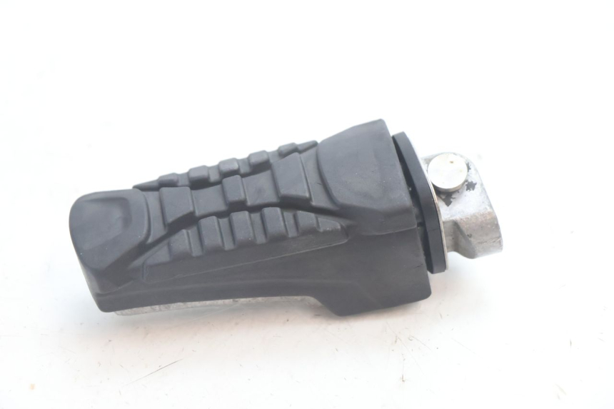 photo de CALE PIED ARRIERE DROIT BMW C SPORT 650 (2015 - 2021) - Détail de la pièce