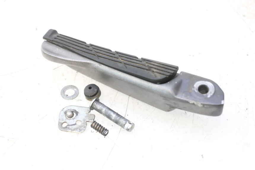 photo de CALE PIED ARRIERE DROIT HONDA FJS SILVER WING SILVERWING 400 (2005 - 2008) - Pièce contrôlée