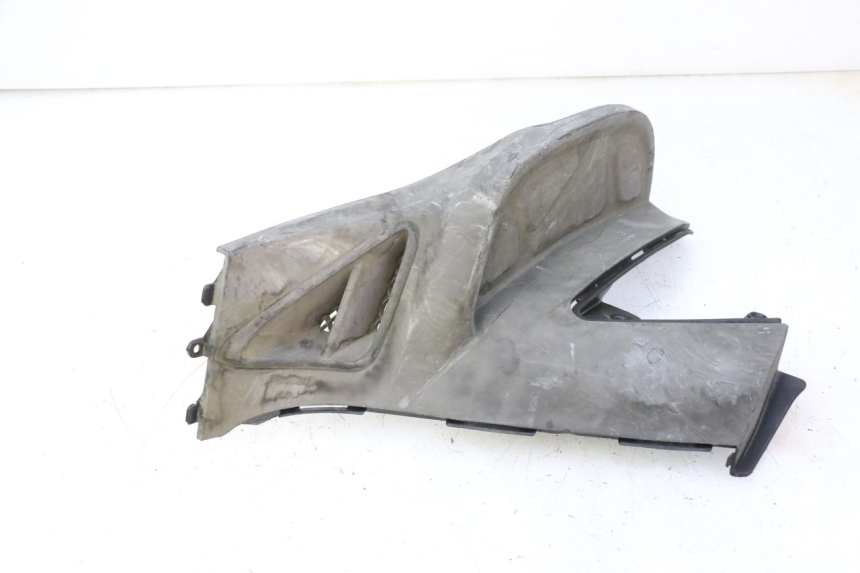 photo de CALE PIED ARRIERE DROIT KYMCO GRAND DINK 125 (2002 - 2007)