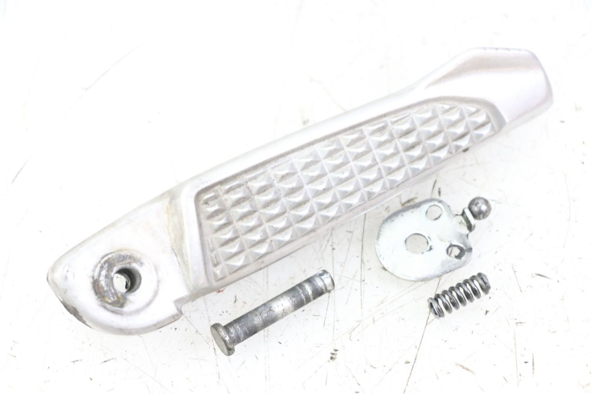 photo de CALE PIED ARRIERE DROIT HONDA FORZA 125 (2021 - 2025)
