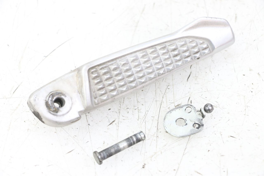photo de CALE PIED ARRIERE DROIT HONDA FORZA 125 (2021 - 2025)
